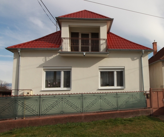 Predaj, zrekonštruovaný rodinný dom Trstice