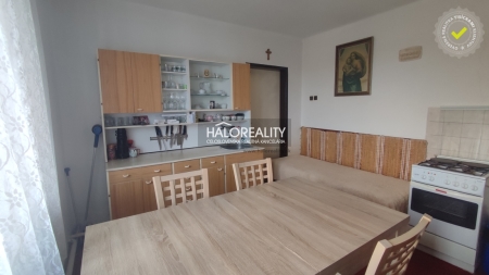 Predaj, rodinný dom Orešany - EXKLUZÍVNE HALO REALITY