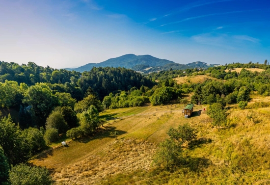 Predaj, pozemok   5550 m2 Štiavnické Bane