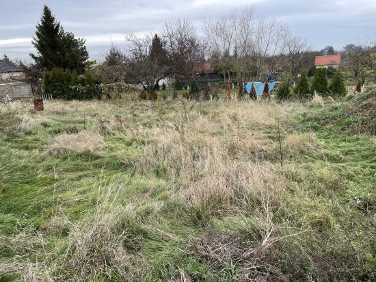 Predaj, pozemok pre rodinný dom   648 m2 Zavar